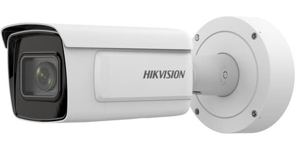 Kamerë Leximi Targash IP 2MP Hikvision iDS-2CD7A26G0/P-IZHS, ANPR, DarkFighter, IR 50/100m, PoE+, IP67, për parkingje dhe rrugë.