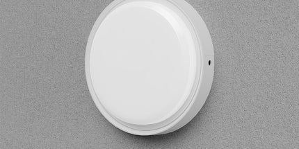 Braytron BC18-00780 LED Bulkhead 18W IP65 White, Ø222mm 2020lm 3CCT, panel ndriçimi i jashtëm për ambiente rezidenciale dhe komerciale në Shqipëri.