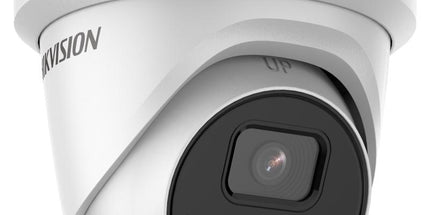 Kamerë IP Hikvision DS-2CD3643G2-IZSU(B) 4MP AcuSense me lente motorike 2.7–13.5 mm, IR deri në 60 metra, mikrofon të integruar, WDR 120 dB, H.265+, IP67, IK10 dhe mbështetje për kartë microSD deri në 512GB, ideale për biznese, magazina dhe sisteme sigurie në Shqipëri.