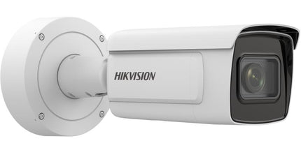 Kamerë Leximi Targash IP 2MP Hikvision iDS-2CD7A26G0/P-IZHS, ANPR, DarkFighter, IR 50/100m, PoE+, IP67, për parkingje dhe rrugë.