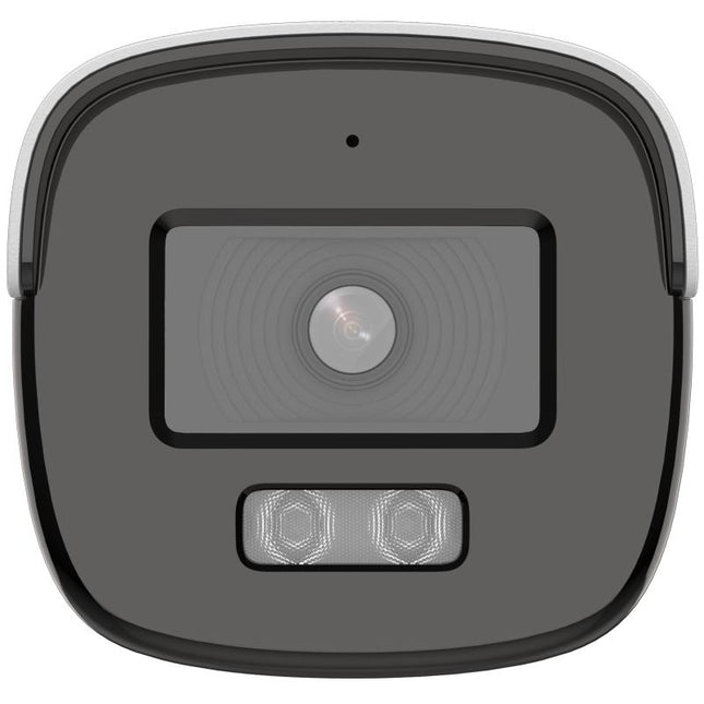 Kamera Hikvision DS-2CE12KF0T-LFS 3K Smart Hybrid Light Bullet me rezolucion 3K 2960×1665, Color 24/7, IR Night Vision deri në 40 metra, White Light deri në 40 metra, mikrofon të integruar, IP67, kamerë sigurie profesionale për shtëpi, biznese, magazina dhe ambiente të jashtme në Shqipëri | AlbaStore 