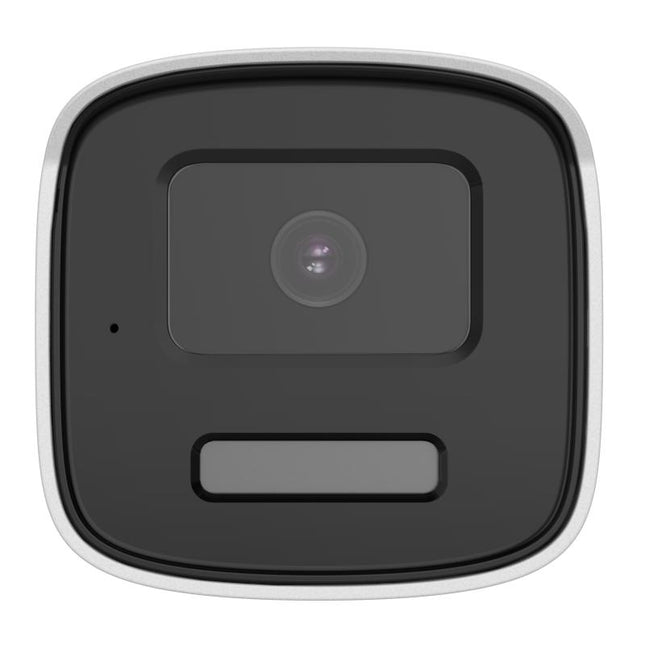 Kamera Hikvision DS-2CE12KF0T-LTS 3K Two-Way Audio Smart Hybrid Light Bullet me rezolucion 3K 2960×1664, komunikim Two-Way Audio, Smart Hybrid Light, IR Night Vision deri në 40 metra, White Light deri në 40 metra, mikrofon dhe altoparlant të integruar, IP67, kamerë sigurie profesionale për shtëpi, biznese dhe ambiente të jashtme në Shqipëri | AlbaStore