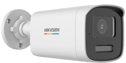 Kamera Hikvision DS-2CE12UF3T-LS 4K Smart Hybrid Light Bullet me rezolucion Ultra HD 4K, IR Night Vision deri në 40 metra, White Light deri në 40 metra, mikrofon të integruar, True WDR 130dB, IP67, kamerë sigurie profesionale për shtëpi, biznese, magazina dhe ambiente të jashtme në Shqipëri | AlbaStore 