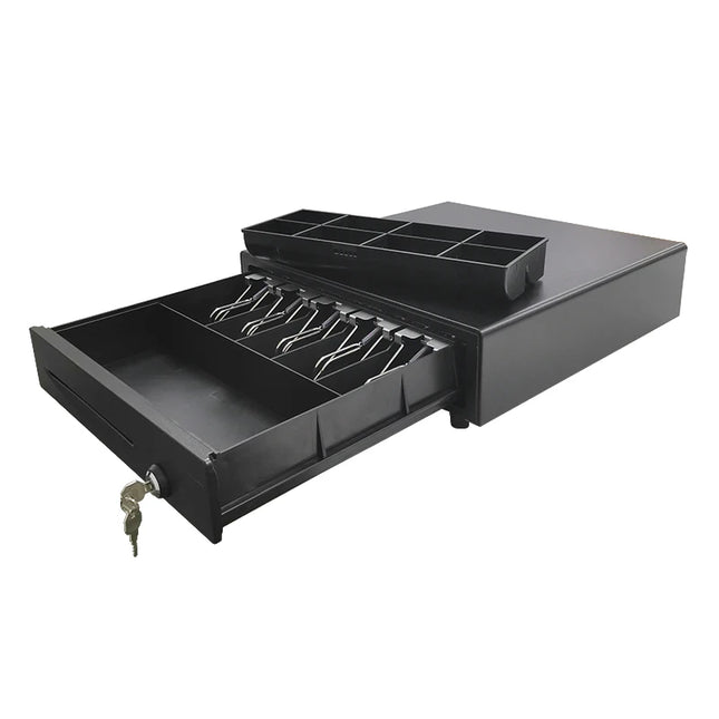 Sirtar metalik elektronik ECD-410G për kasë fiskale dhe sisteme POS me gjerësi 410 mm, 5 ndarje për kartëmonedha, 8 ndarje për monedha, hapje elektrike 12V/24V, kyç sigurie me 3 pozicione, ideal për markete, supermarkete, farmaci, restorante dhe biznese në Shqipëri. 