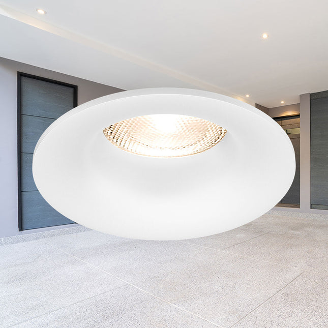 Spotlight Braytron BH03-04050 GU10 ngjyrë e bardhë, trup alumini IP20, ndriçim i brendshëm tavanor për shtëpi dhe biznese në Shqipëri – ndriçim cilësor Braytron.