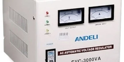 Stabilizator tensioni ANDELI SVC-3000VA Automatic Voltage Stabilizer me fuqi 3000VA, stabilizim automatik të tensionit 220V, ekran analog, mbrojtje ndaj luhatjeve të rrymës, ideal për televizorë, kompjuterë, kamera sigurie, DVR, NVR, serverë dhe pajisje elektronike në Shqipëri.