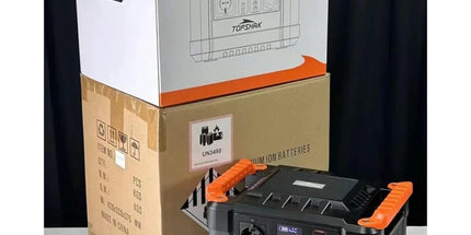 Stacion portativ energjie 1000W me bateri 1100Wh, gjenerator solar për blackout, kamping, udhëtime dhe furnizim pajisjesh në Shqipëri.