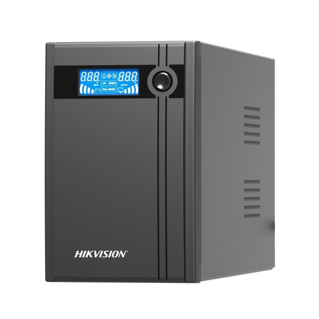 UPS Hikvision DS-UPS2000 2000VA 1200W me stabilizues tensioni AVR, ekran LCD, portë USB, 2 bateri 12V 9Ah, mbrojtje nga luhatjet e rrymës, ideal për kompjuterë, serverë, DVR, NVR, kamera sigurie, modemë dhe pajisje elektronike në Shqipëri.